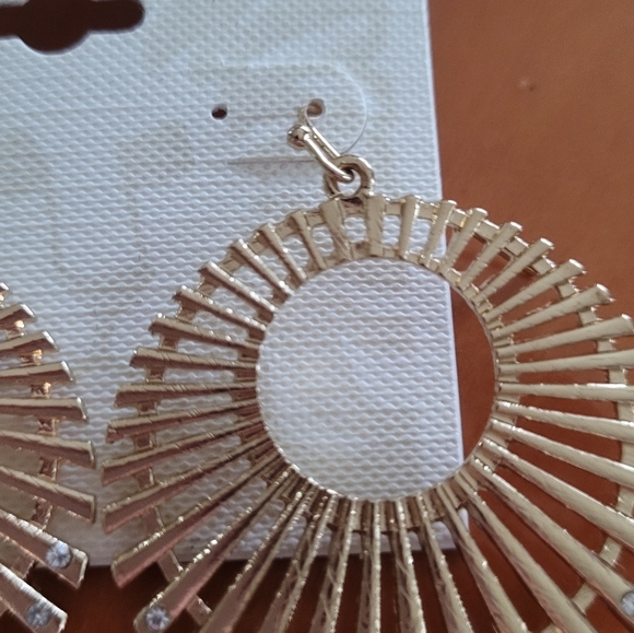 Anne Klein 90's Gold and Crystal Circle Drop‎ Earrings - Picture 3 of 4